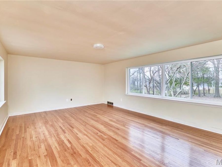 Property Image 77