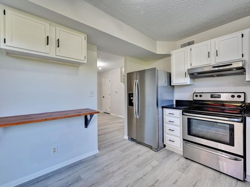 1602 Greens Edge Drive, Florence, KY 41042 Photo 10