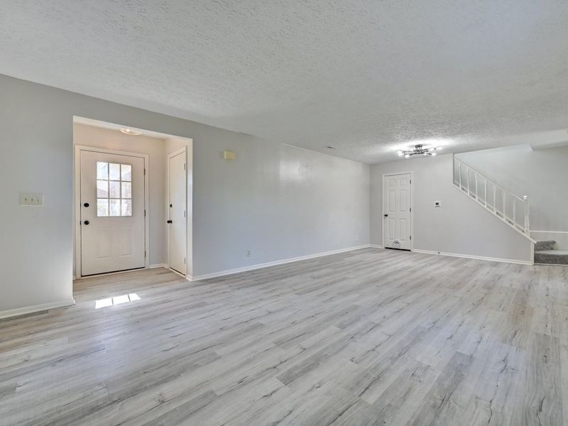 1602 Greens Edge Drive, Florence, KY 41042 Photo 6