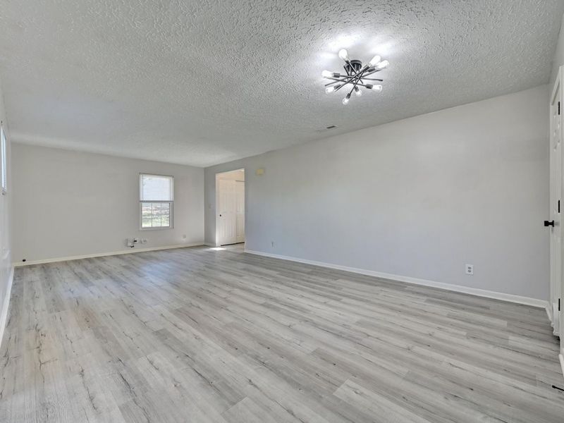 1602 Greens Edge Drive, Florence, KY 41042 Photo 8