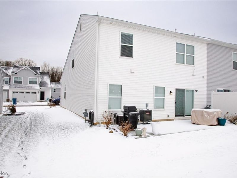 1362 Maple Grove Lane, Uniontown, OH 44685 Photo 32