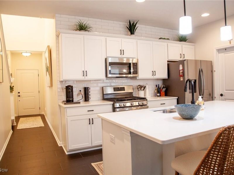 1362 Maple Grove Lane, Uniontown, OH 44685 Photo 5