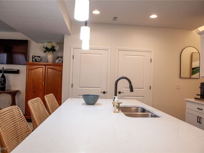 1362 Maple Grove Lane, Uniontown, OH 44685 Photo 8