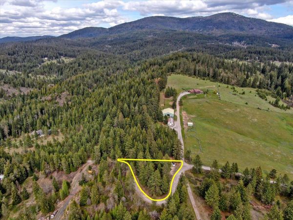 29110 N Conklin Rd, Chattaroy, WA 99003