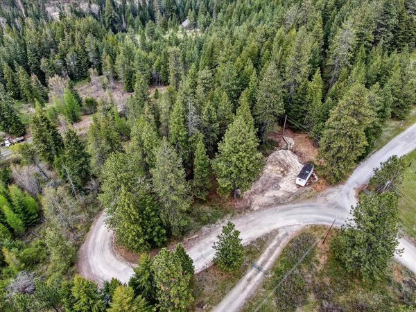 29110 N Conklin Rd, Chattaroy, WA 99003