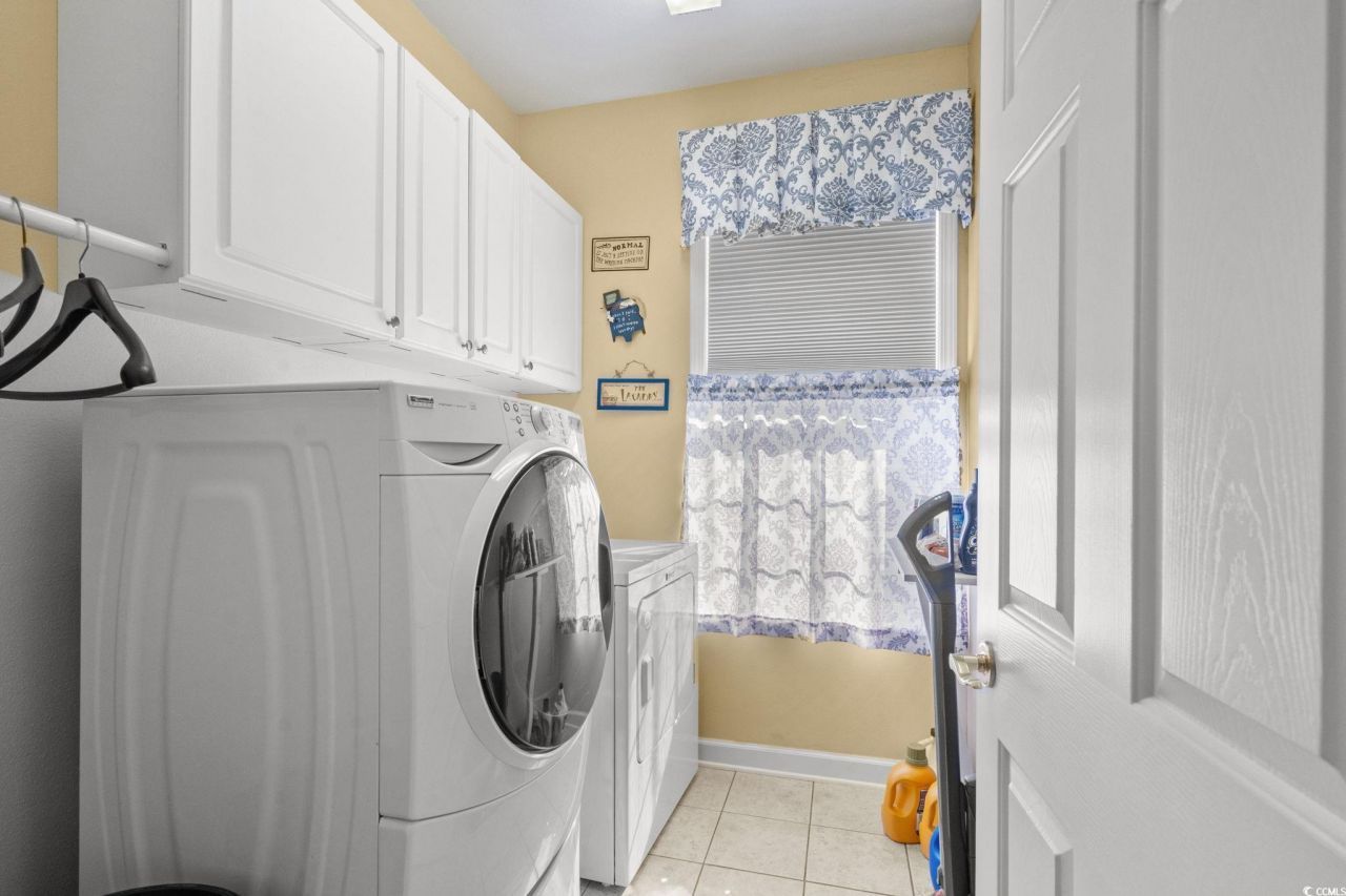 851 Indianwood Ln. Photo 29