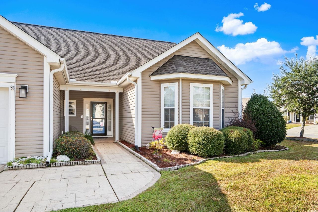 851 Indianwood Ln. Photo 3