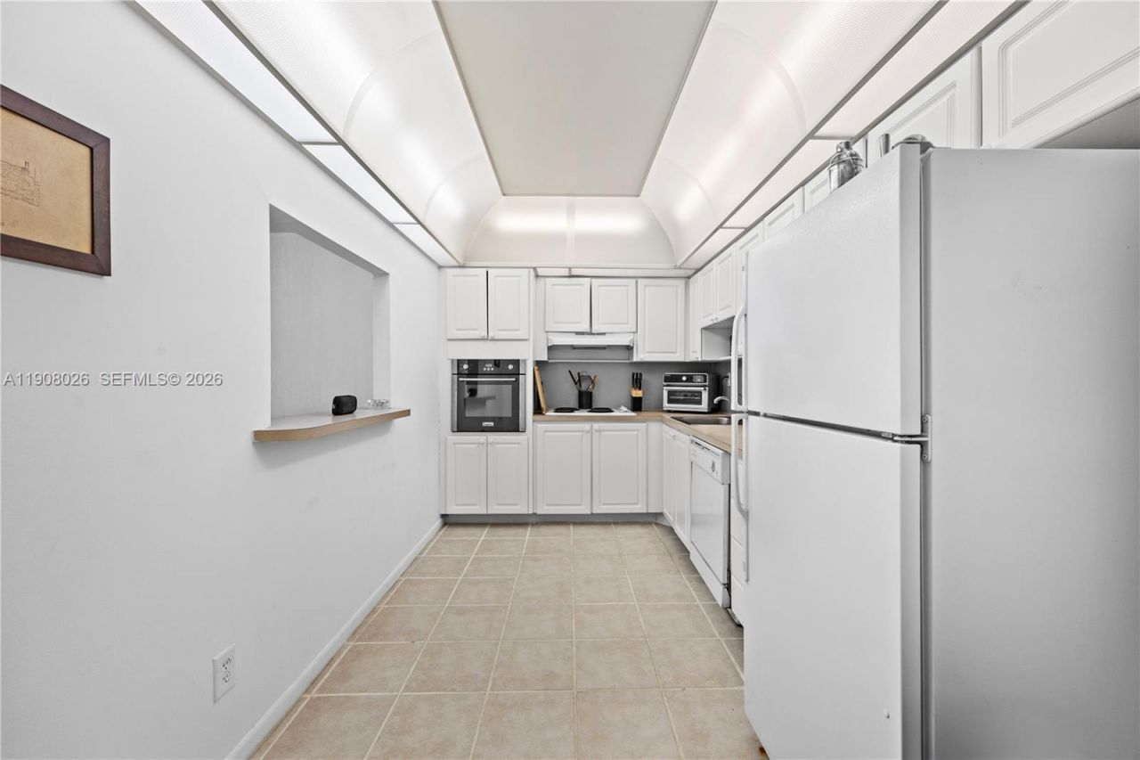 19380 Collins Ave, Unit 1017, Sunny Isles Beach, FL 33160 Photo