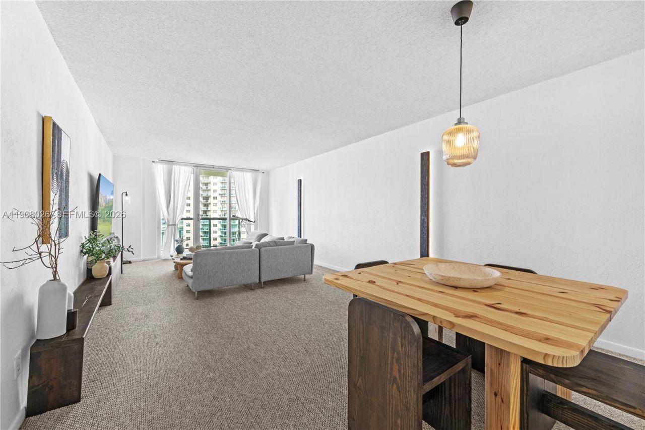 19380 Collins Ave, Unit 1017, Sunny Isles Beach, FL 33160 Photo