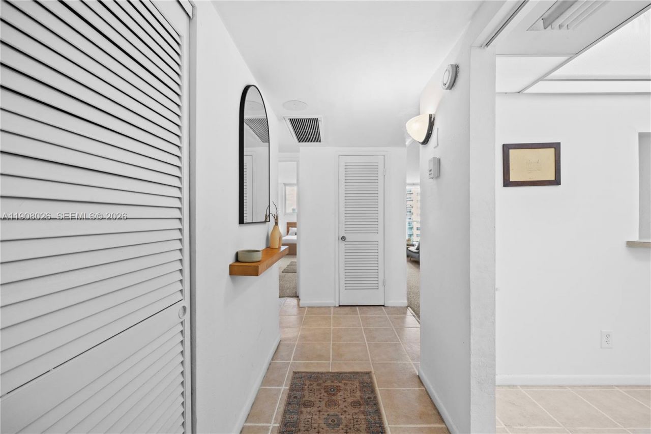 19380 Collins Ave, Unit 1017, Sunny Isles Beach, FL 33160 Photo