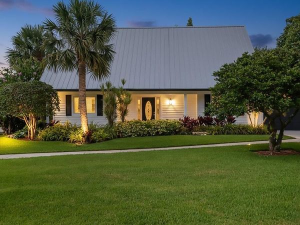 9200 SE Olympus Street, Hobe Sound, FL 33455