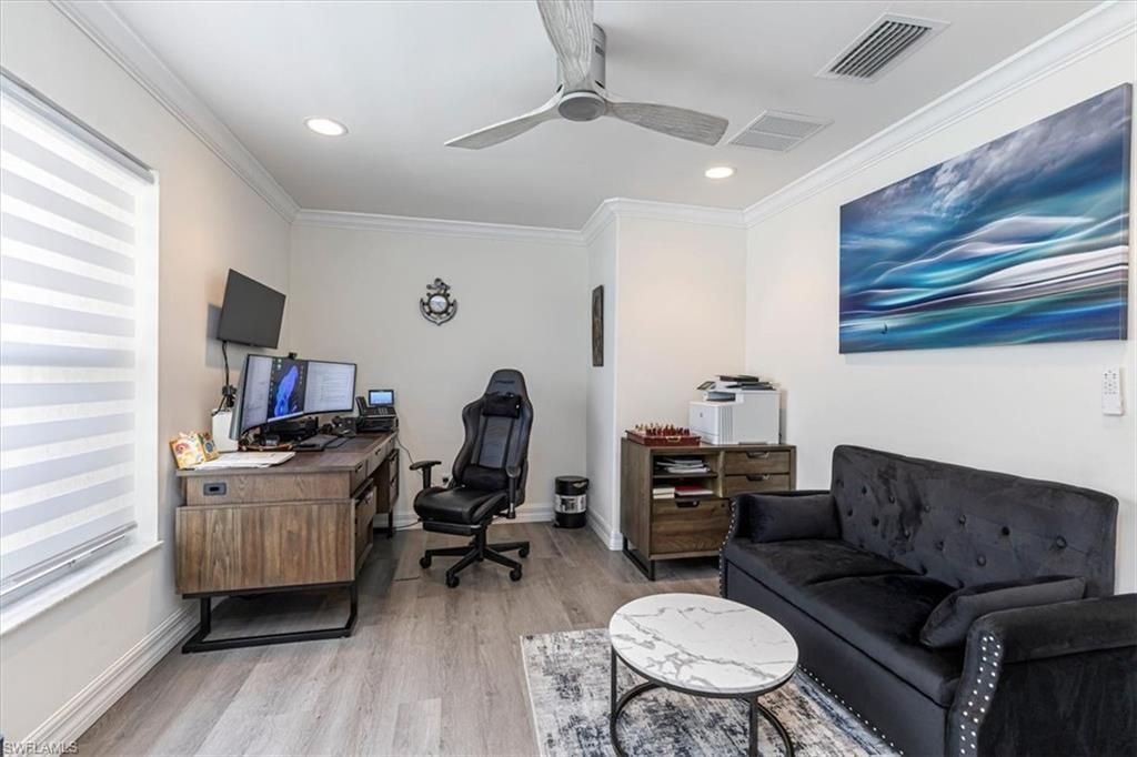 1630 Triangle Palm Ter, Naples, FL 34119 Photo