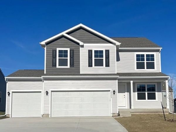 6720 NW 106th Street, Johnston, IA 50131