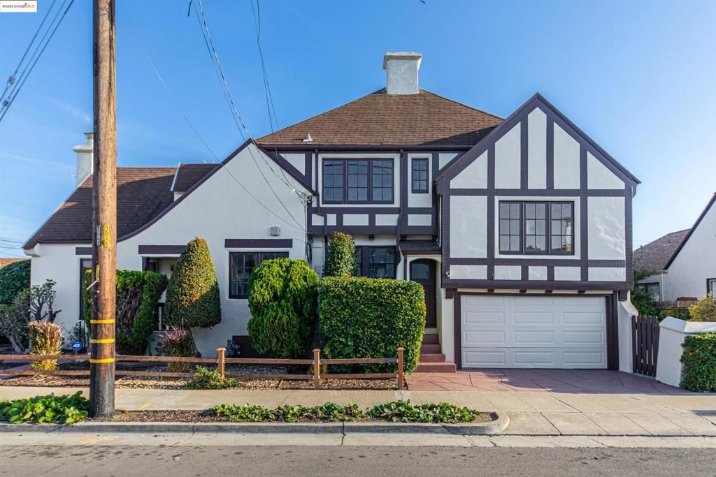 7601 Holly Street, Oakland, CA 94621 Main Photo