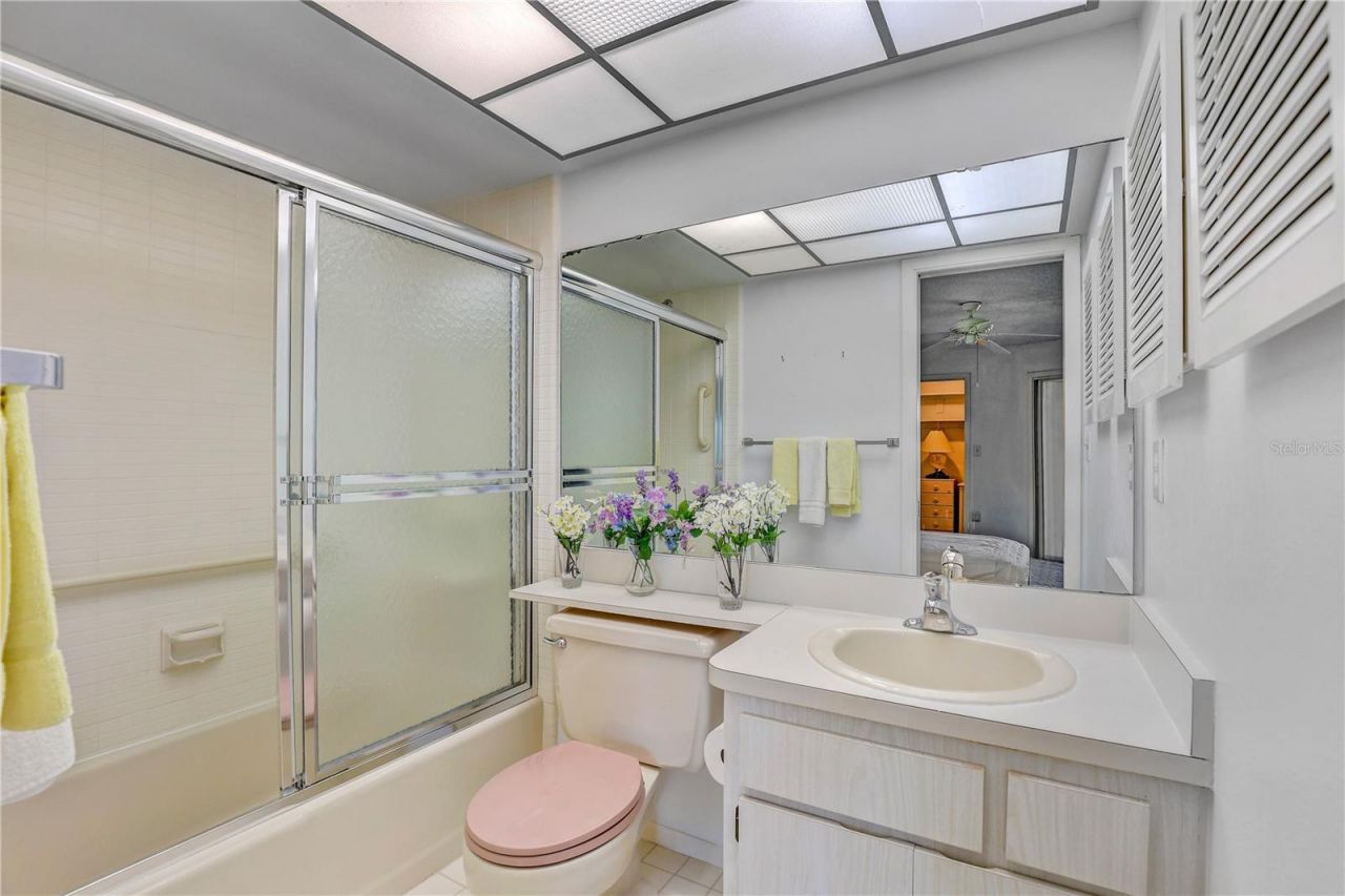 6400 Flotilla Drive, Unit 15, Holmes Beach, FL 34217 Photo