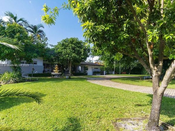 1110 NE 100th St, Miami Shores, FL 33138