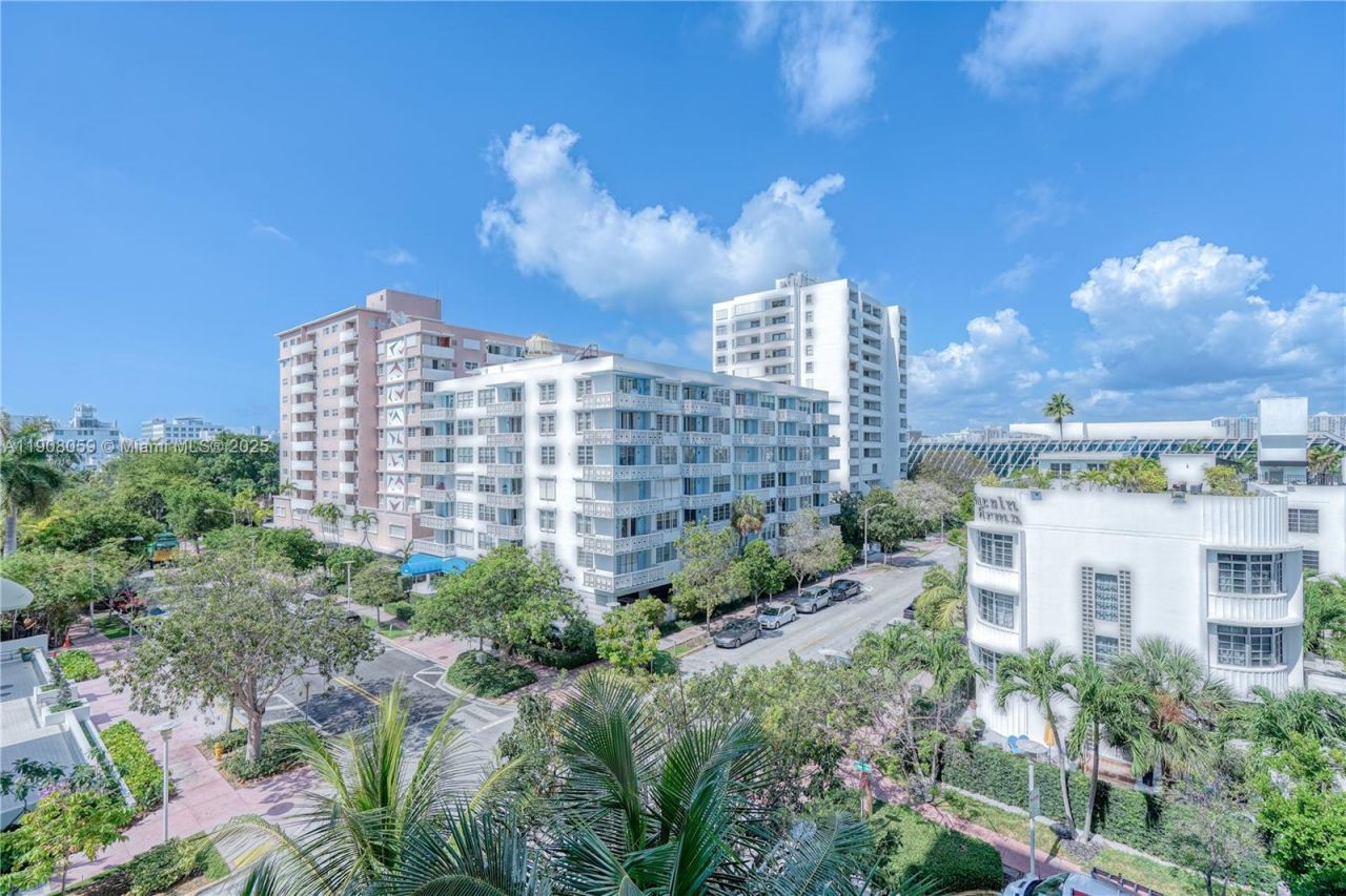 245 18th St, Unit 502, Miami Beach, FL 33139 Photo