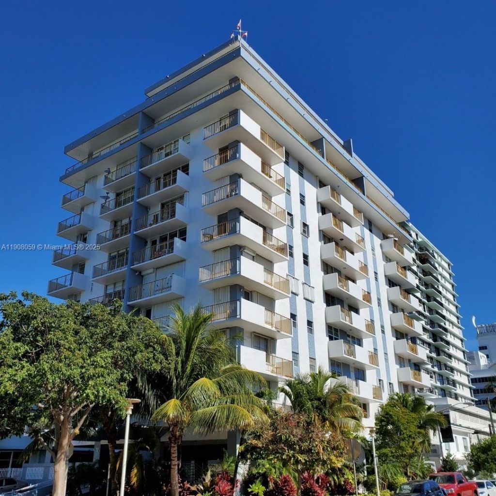 245 18th St, Unit 502, Miami Beach, FL 33139 Photo