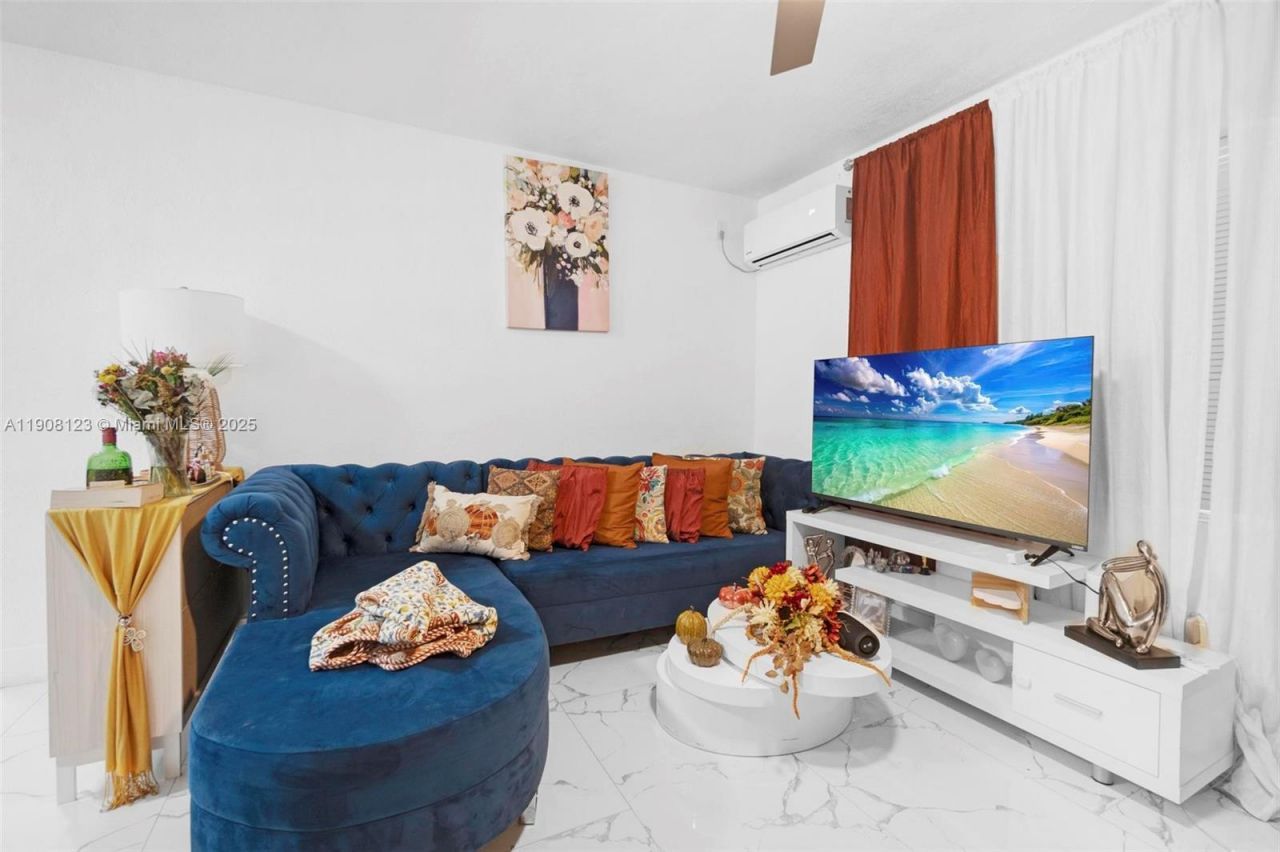 1131 SW 7th St, Miami, FL 33130 Photo