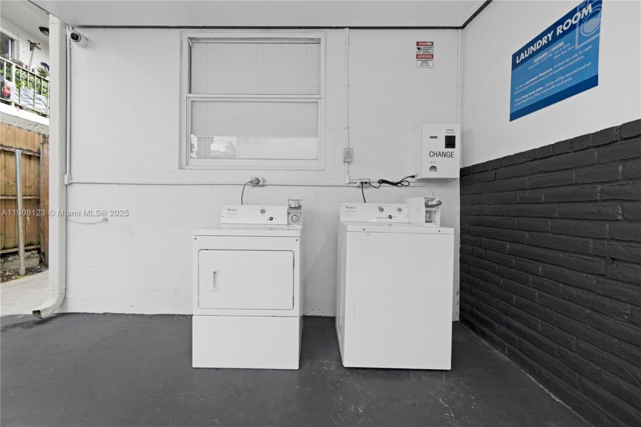 1131 SW 7th St, Miami, FL 33130 Photo