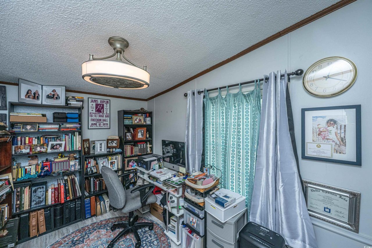 100 Pewter Ln Photo 25