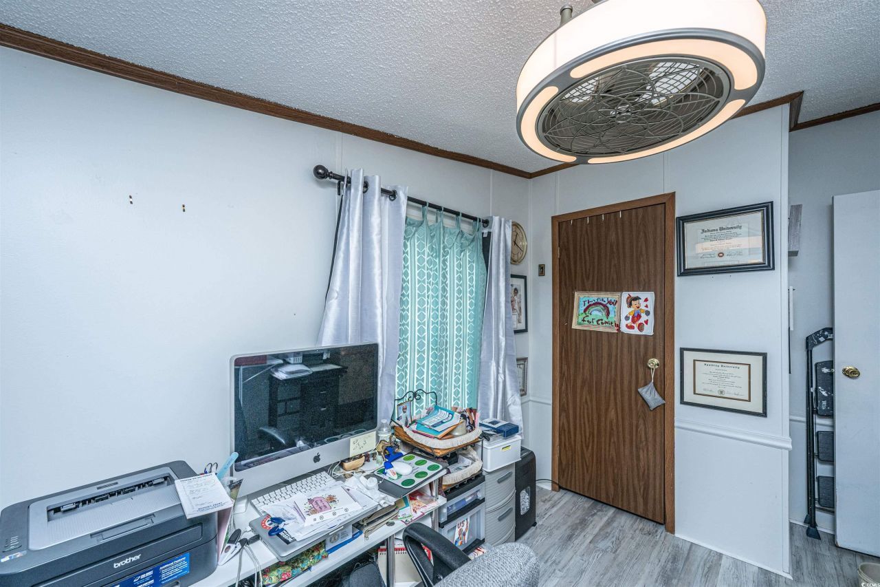 100 Pewter Ln Photo 26