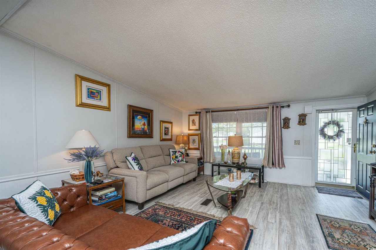 100 Pewter Ln Photo 9