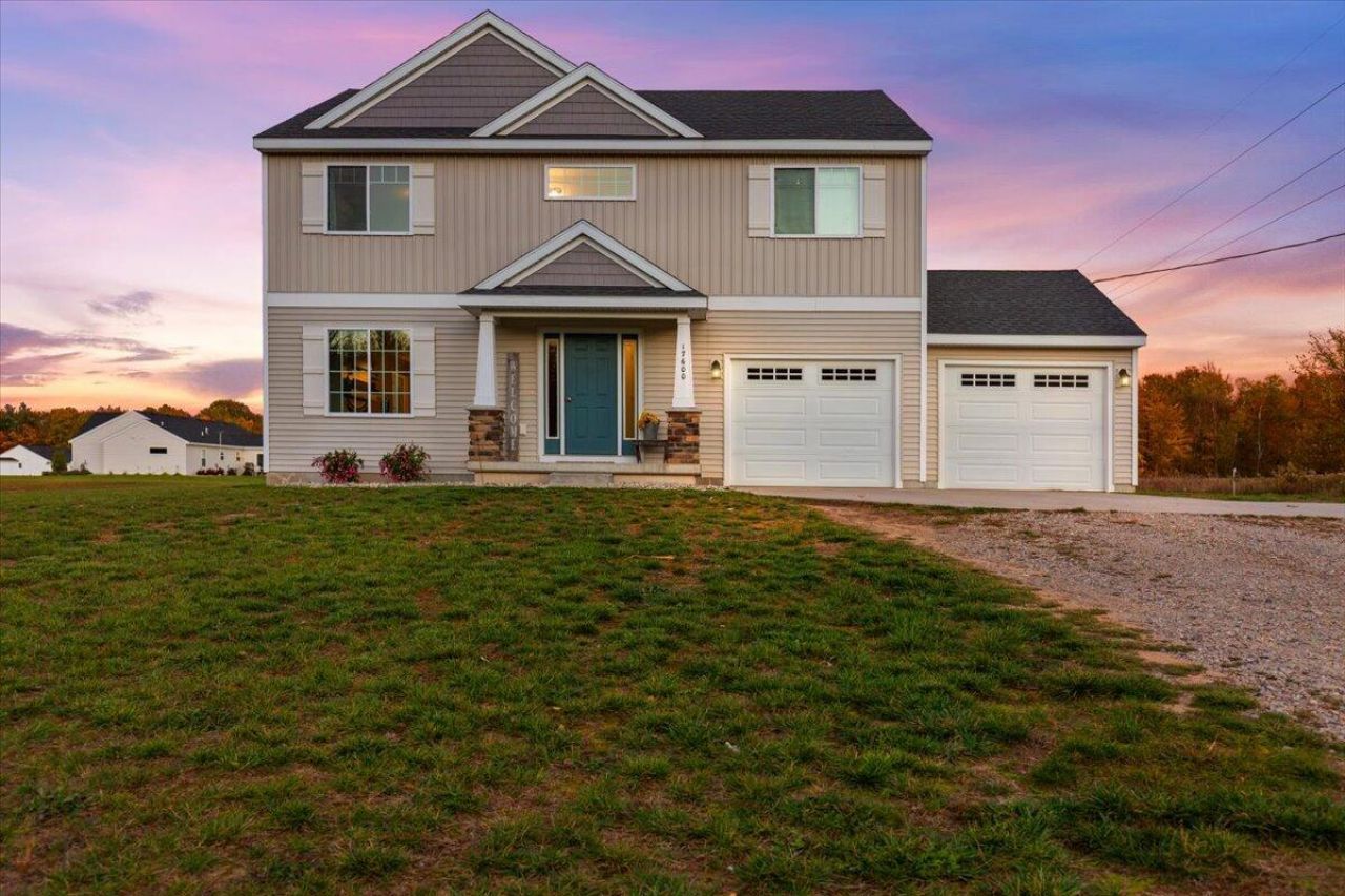 17600 Peach Ridge Avenue Nw, Kent City, MI 49330 Main Photo