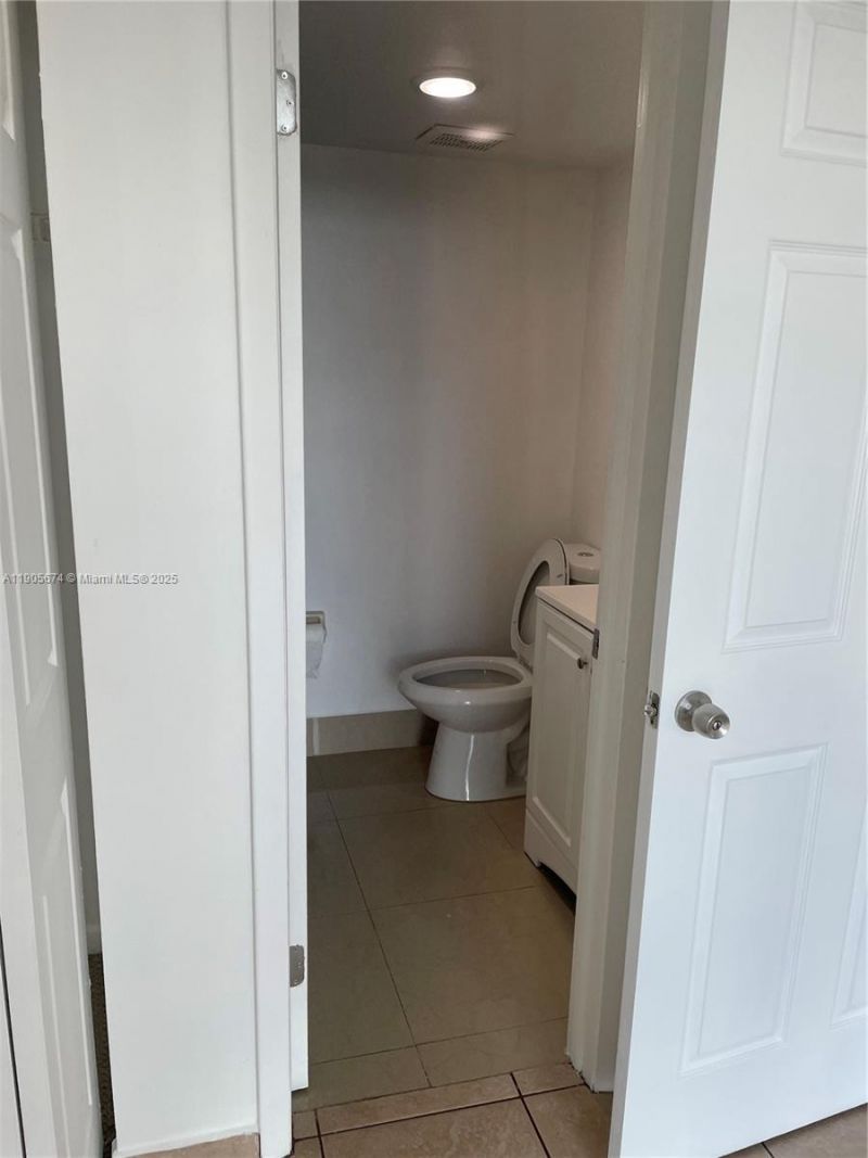 2055 SW 122nd Ave, Unit 401, Miami, FL 33175 Photo