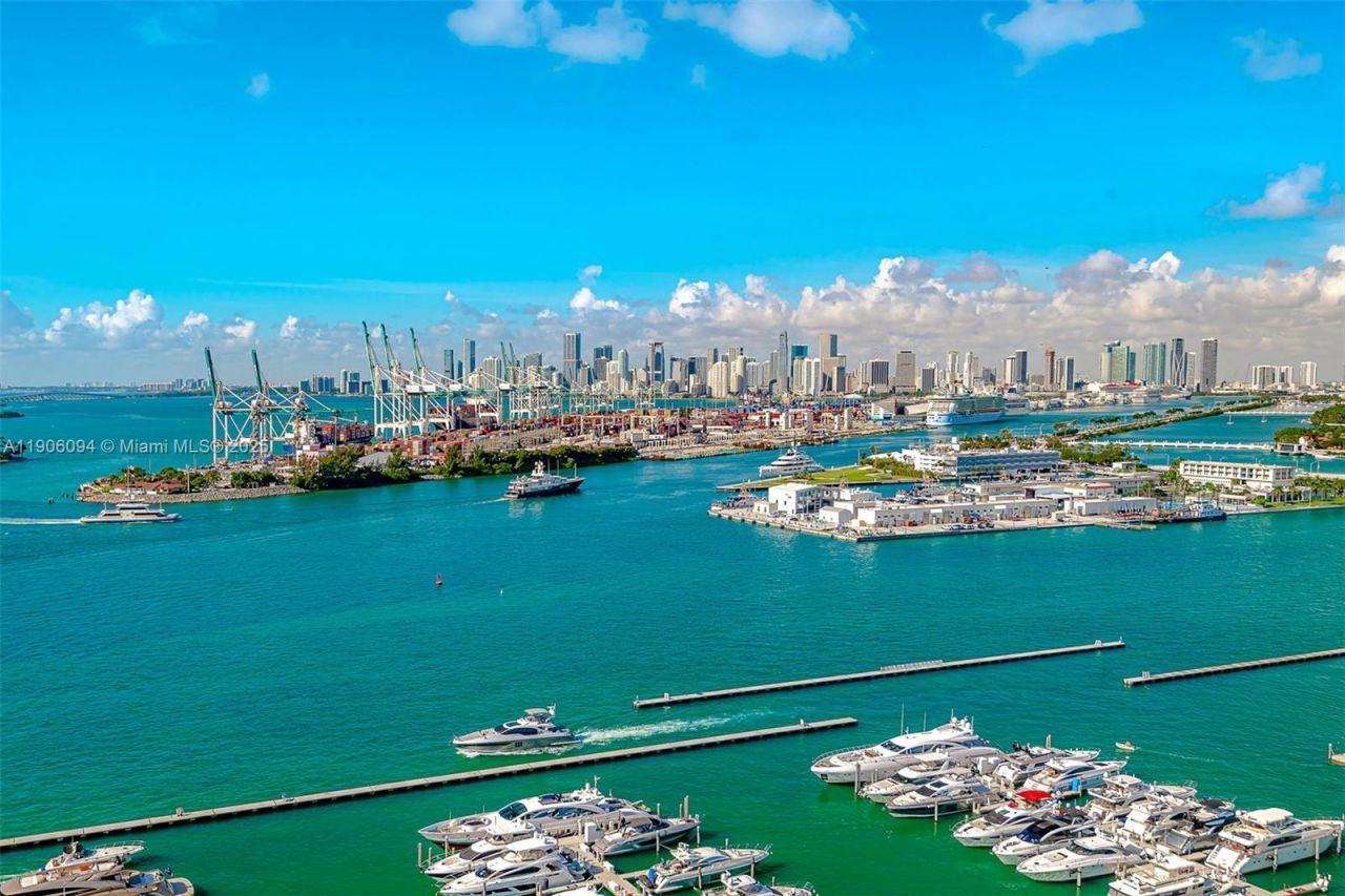 90 Alton Rd, Unit 2506, Miami Beach, FL 33139 Photo