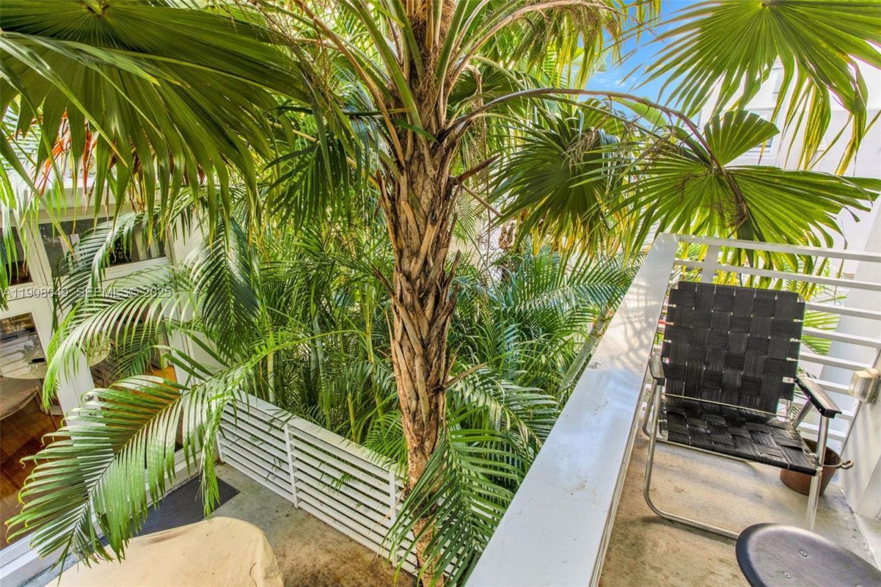 619 Meridian Ave, Unit 3, Miami Beach, FL 33139 Photo