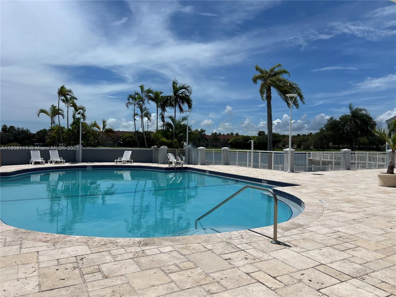 8590 SW 212th St, Unit 211, Cutler Bay, FL 33189 Photo