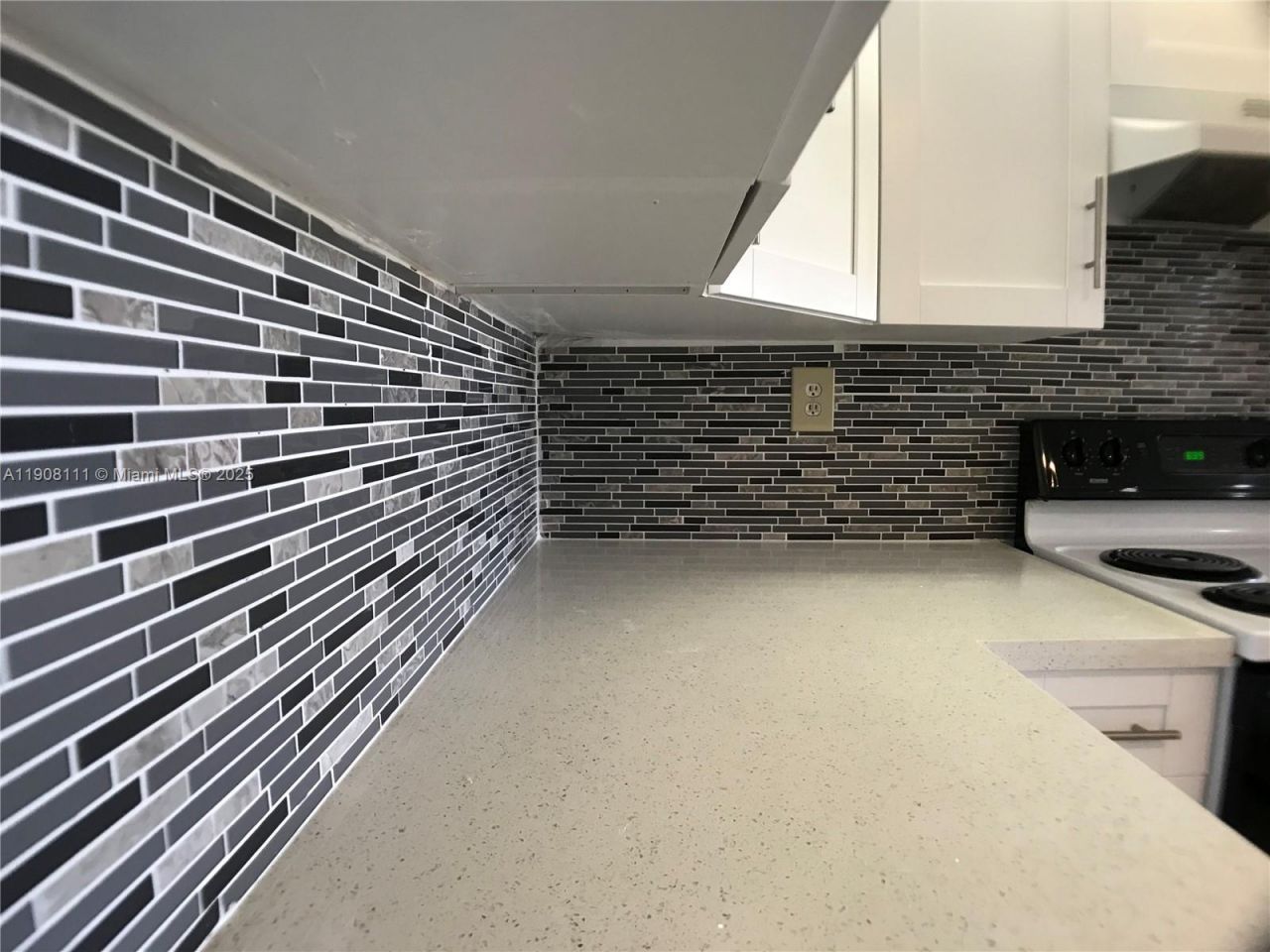 8590 SW 212th St, Unit 211, Cutler Bay, FL 33189 Photo