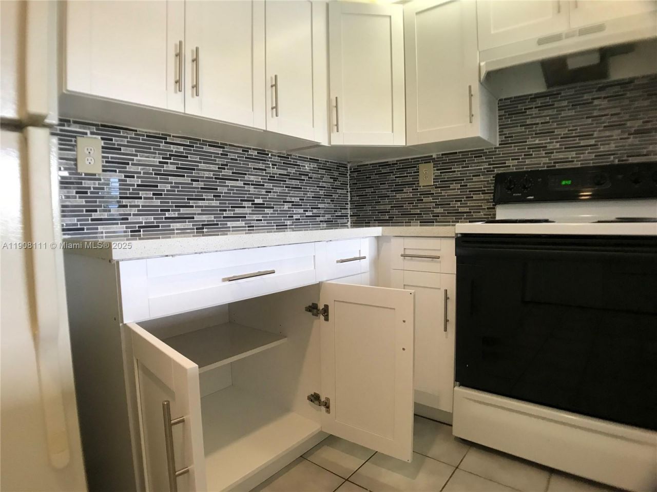 8590 SW 212th St, Unit 211, Cutler Bay, FL 33189 Photo