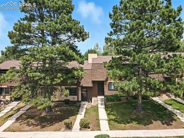 4718 N Carefree Circle, Colorado Springs, CO 80917