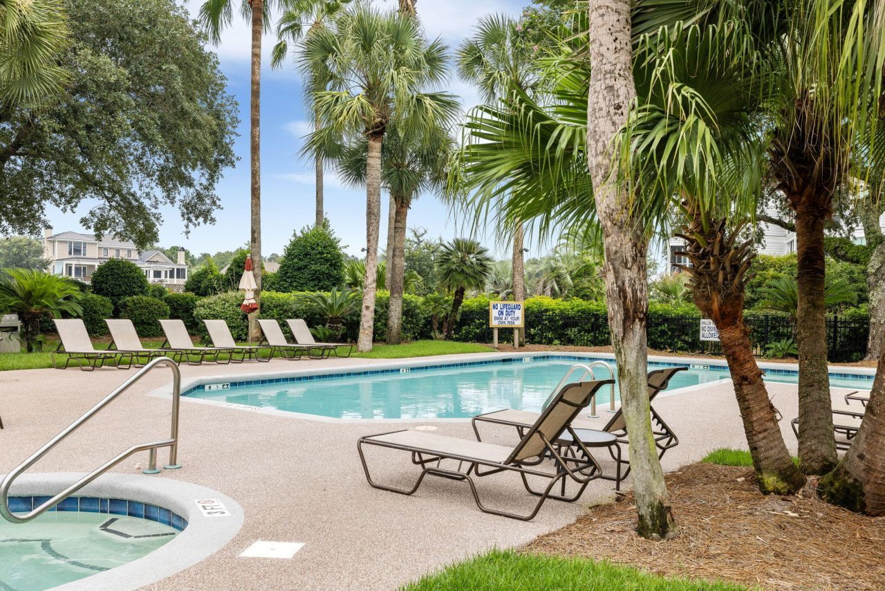 304 Yacht Harbor Court Photo 18