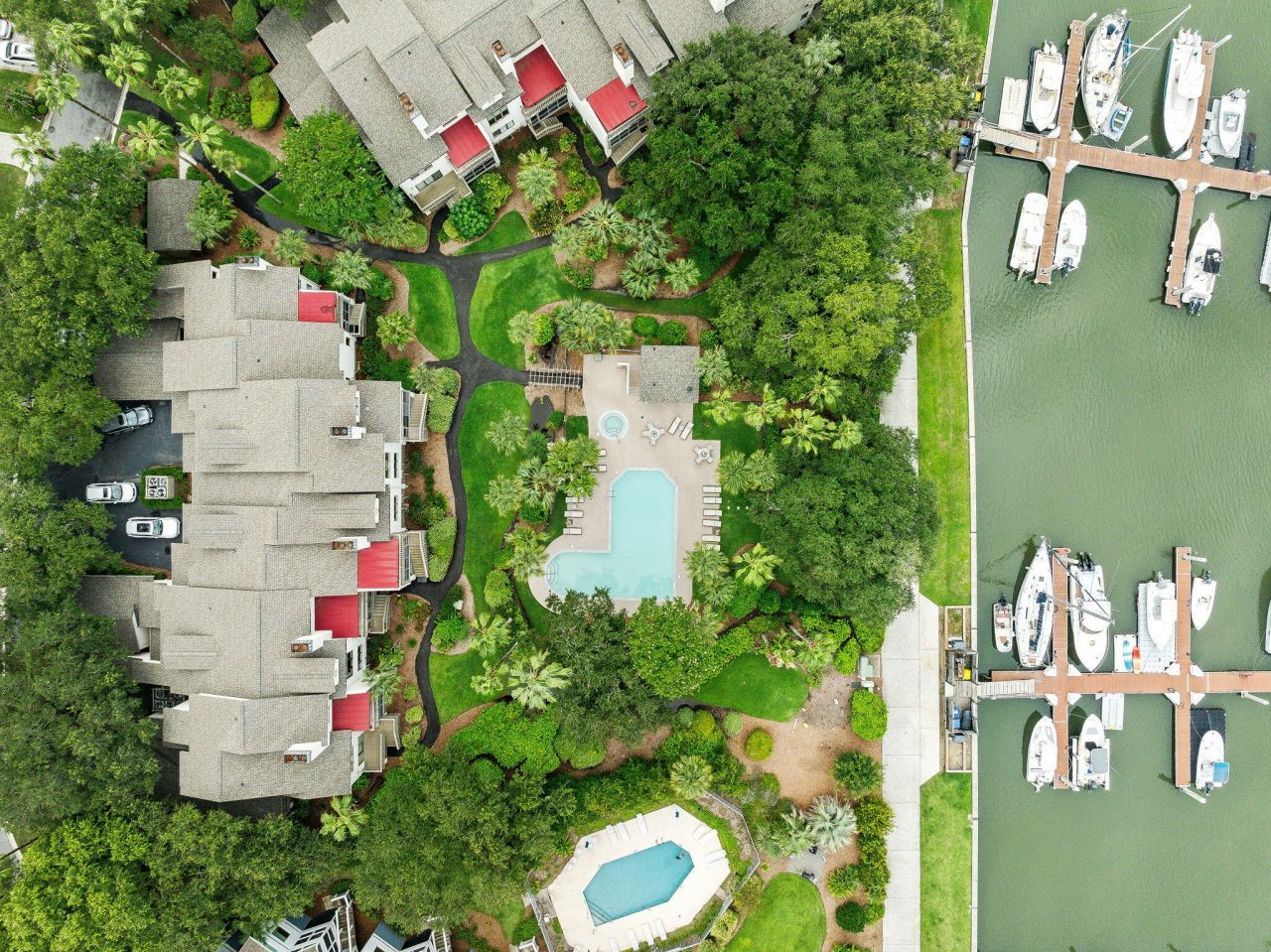 304 Yacht Harbor Court Photo 19