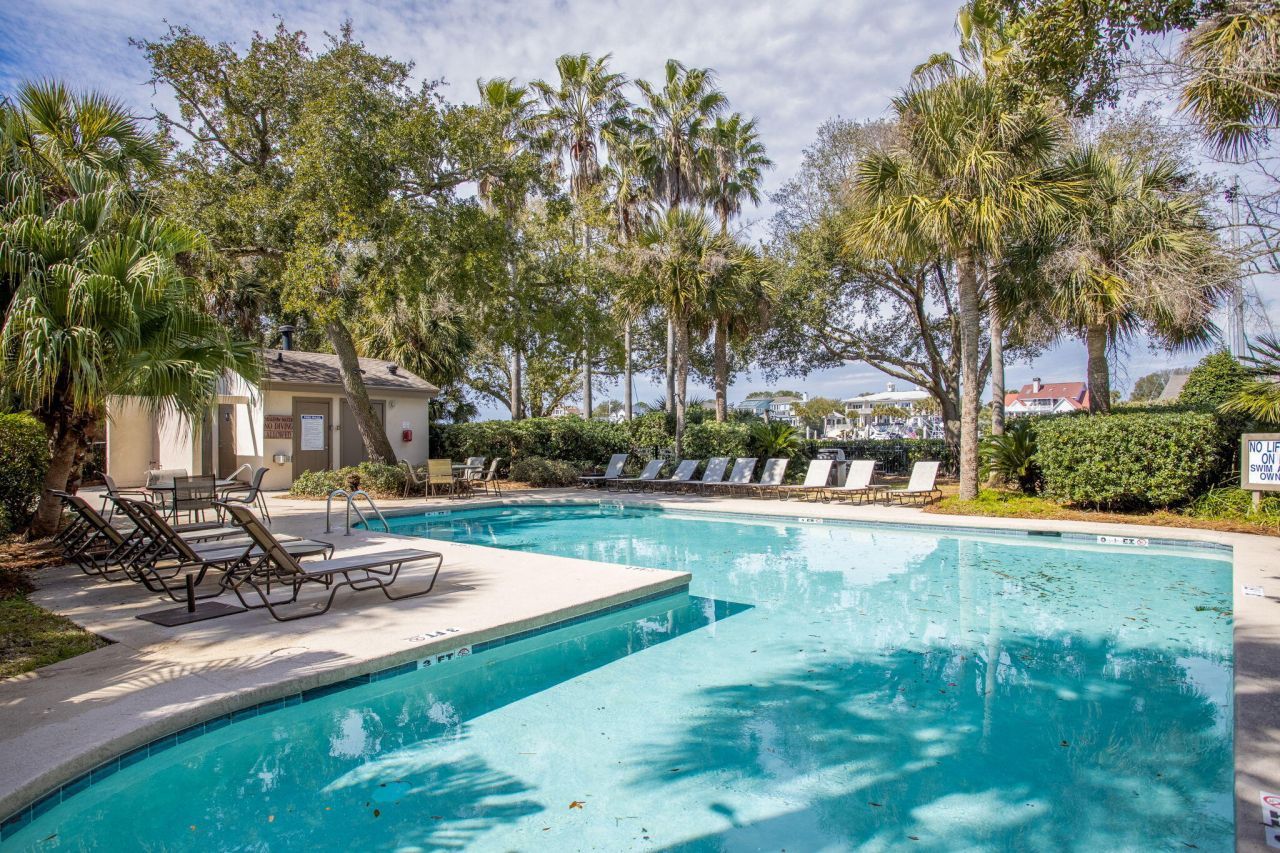 304 Yacht Harbor Court Photo 20