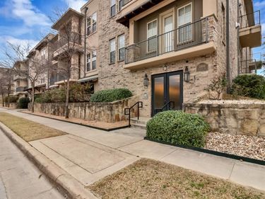2800 Sandage Avenue, Unit 206, Fort Worth, TX 76109