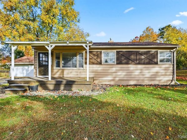 4340 Elmdale Avenue, Clarkston, MI 48346