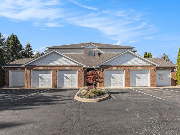 112 Cherry Lane, Milan, MI 48160