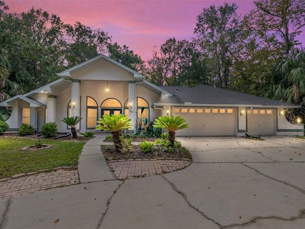 90 WINDING RIVER LANE, INGLIS, FL 34449