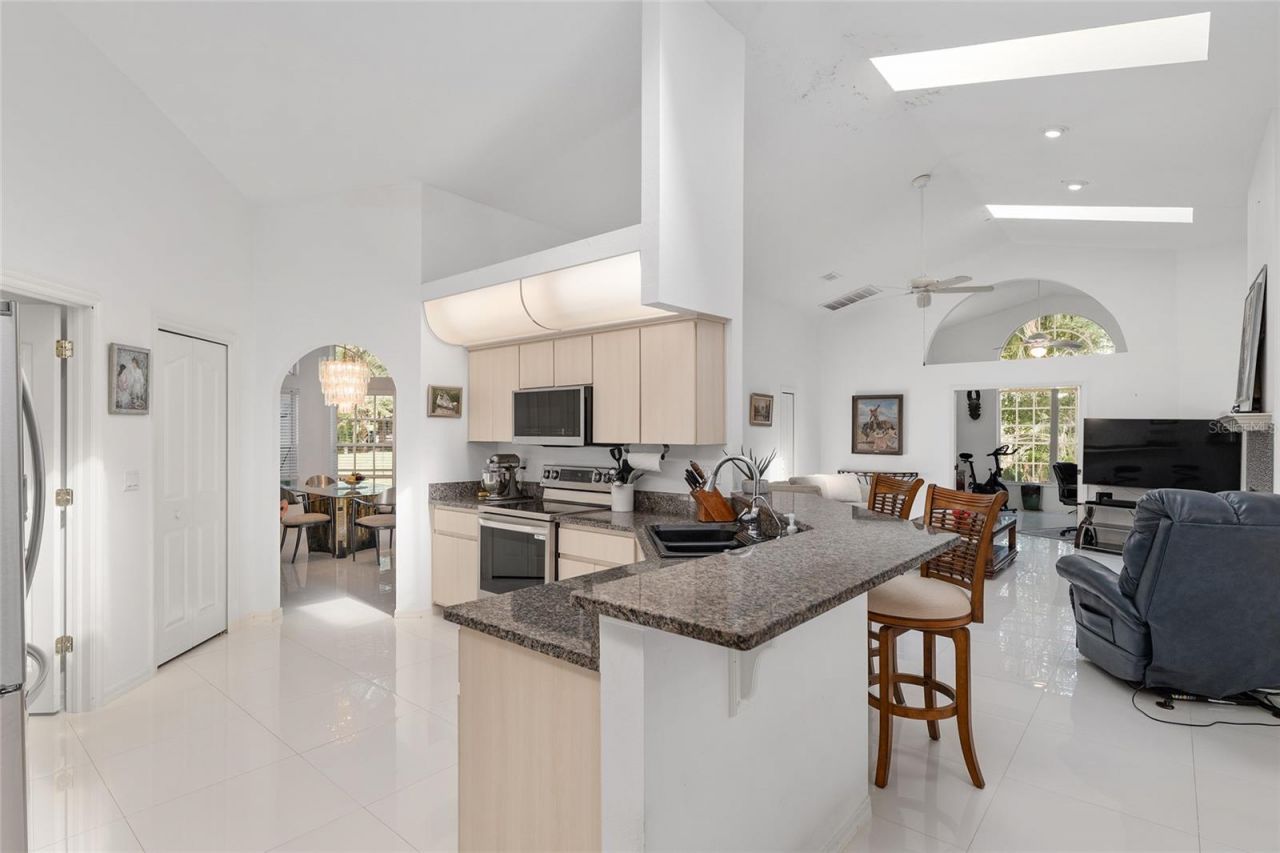 90 Winding River Lane, Inglis, FL 34449 Photo