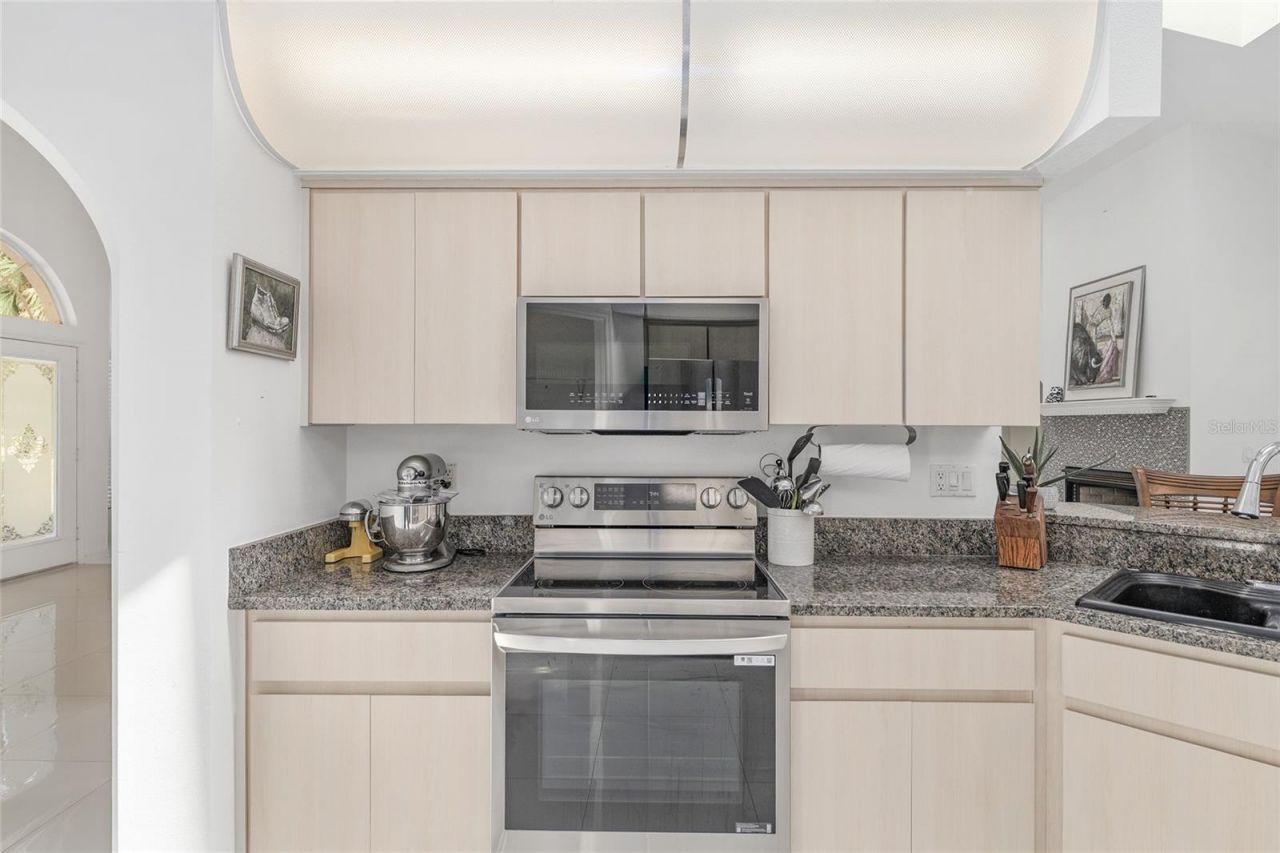 90 Winding River Lane, Inglis, FL 34449 Photo