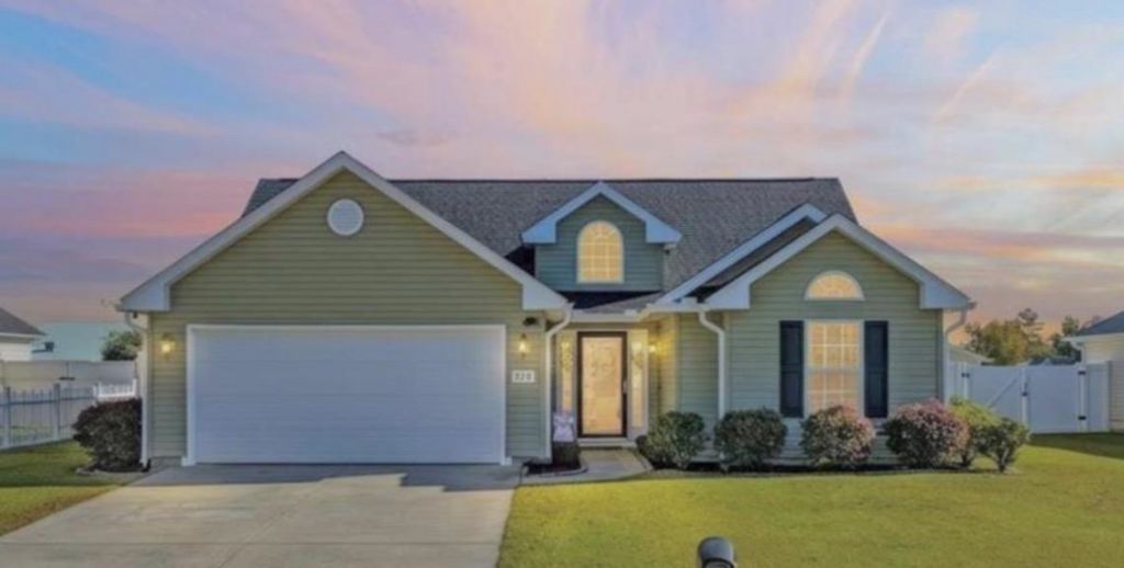 220 Hickory Springs Ct. Photo 1