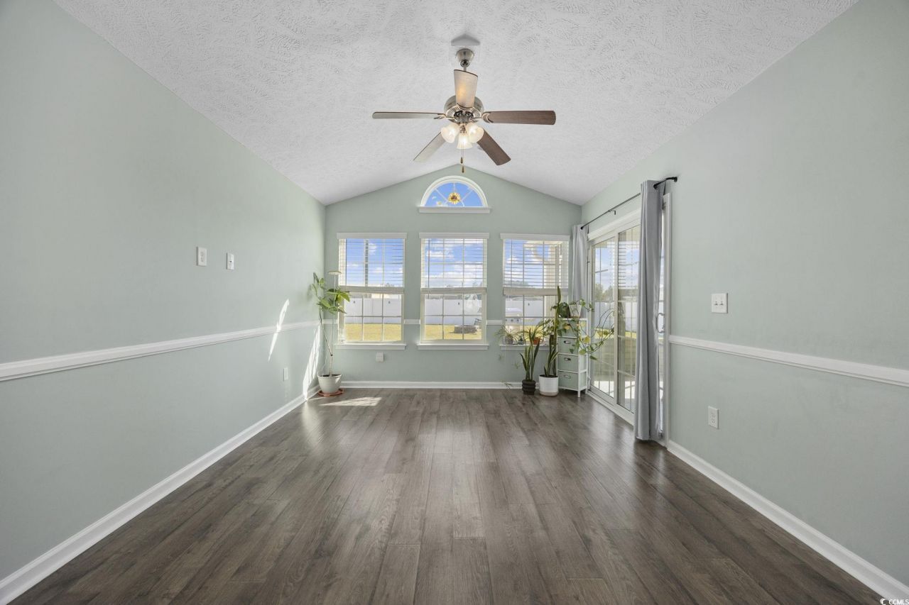 220 Hickory Springs Ct. Photo 13