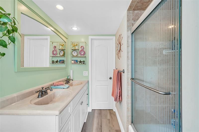 720 Orton Ave, Unit 505, Fort Lauderdale, FL 33304 Photo