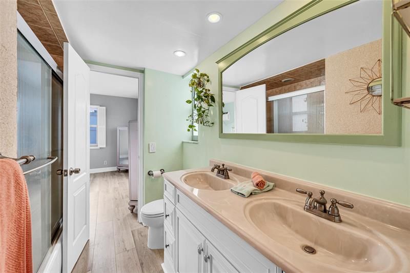 720 Orton Ave, Unit 505, Fort Lauderdale, FL 33304 Photo