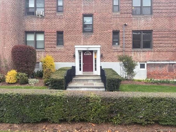 14 S Broadway, Unit 10-2B, Irvington, NY 10533