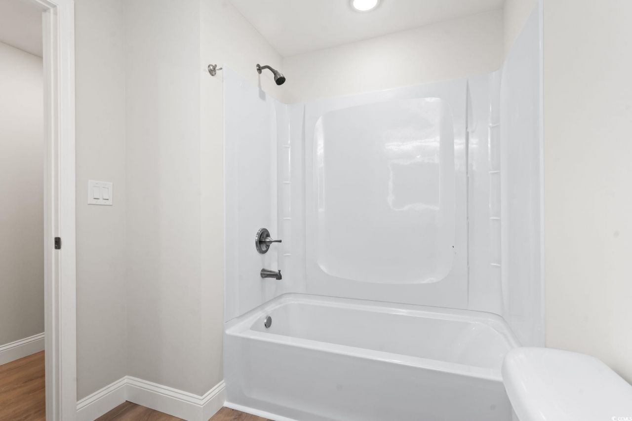 870 Highway 9 Business E Photo 17